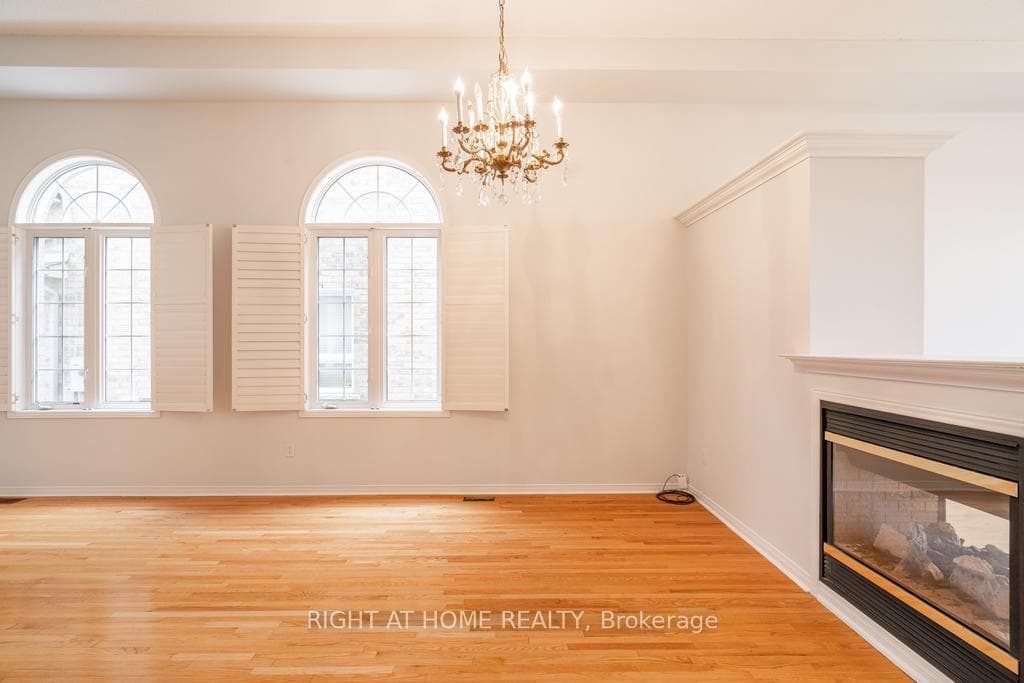 41 Eddington Place photo 2
