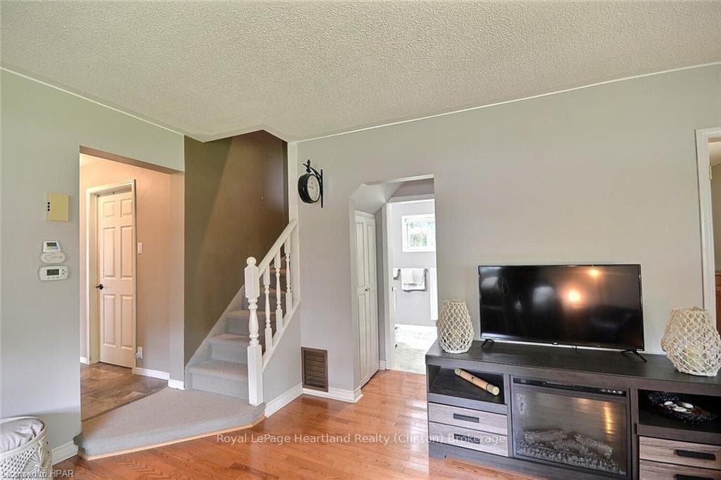 118 ISAAC Street photo 7
