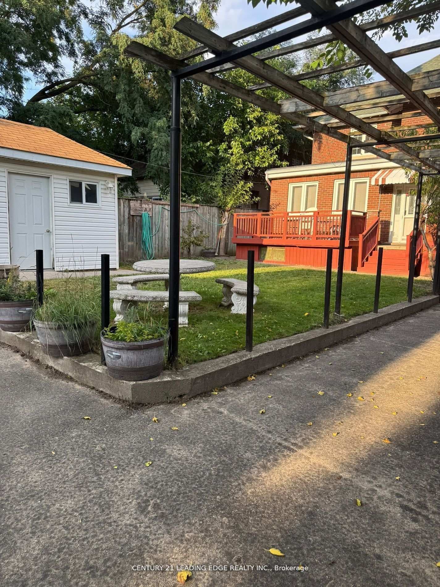 1274 Broadview Avenue photo 43