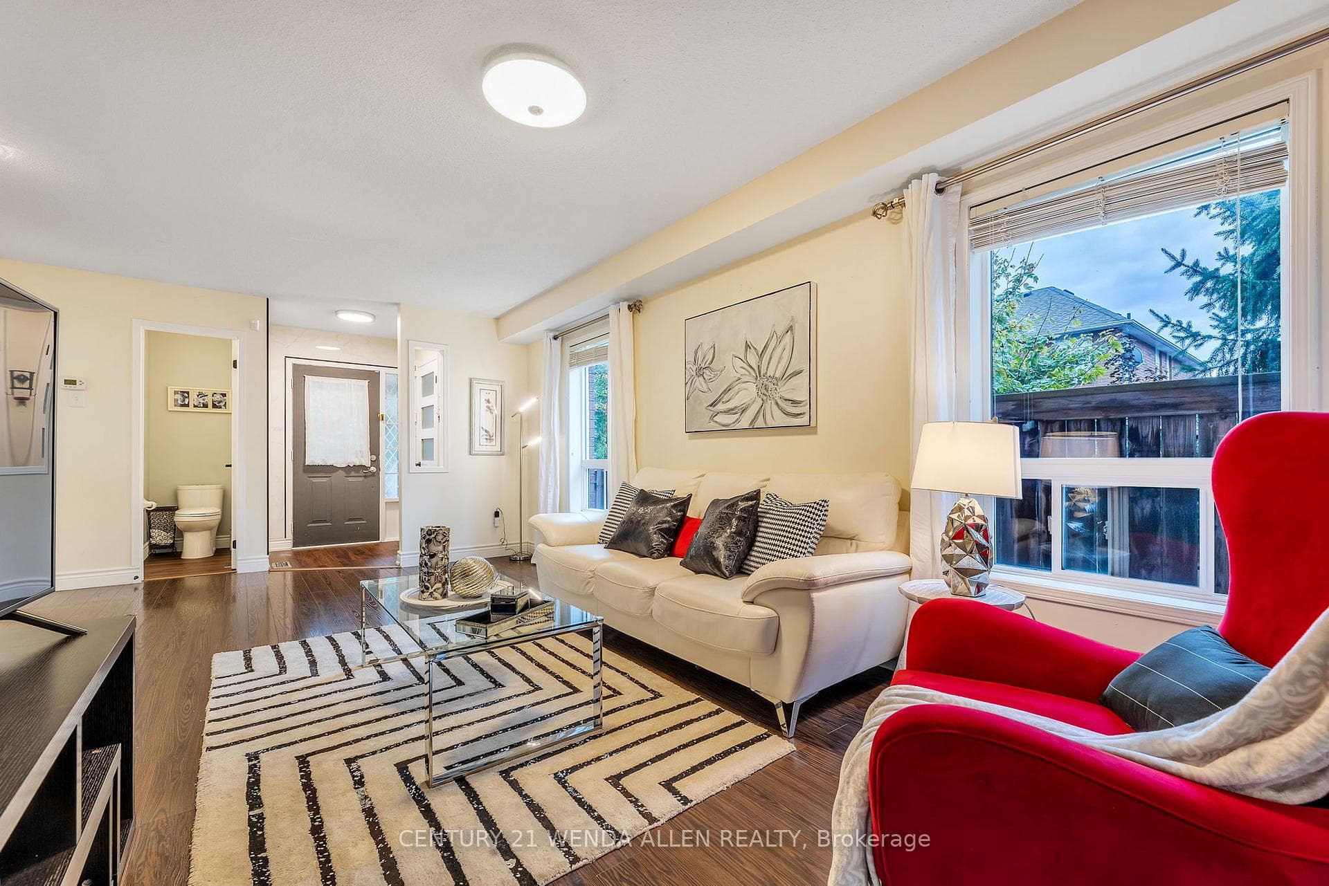 10 Harmer Drive photo 5