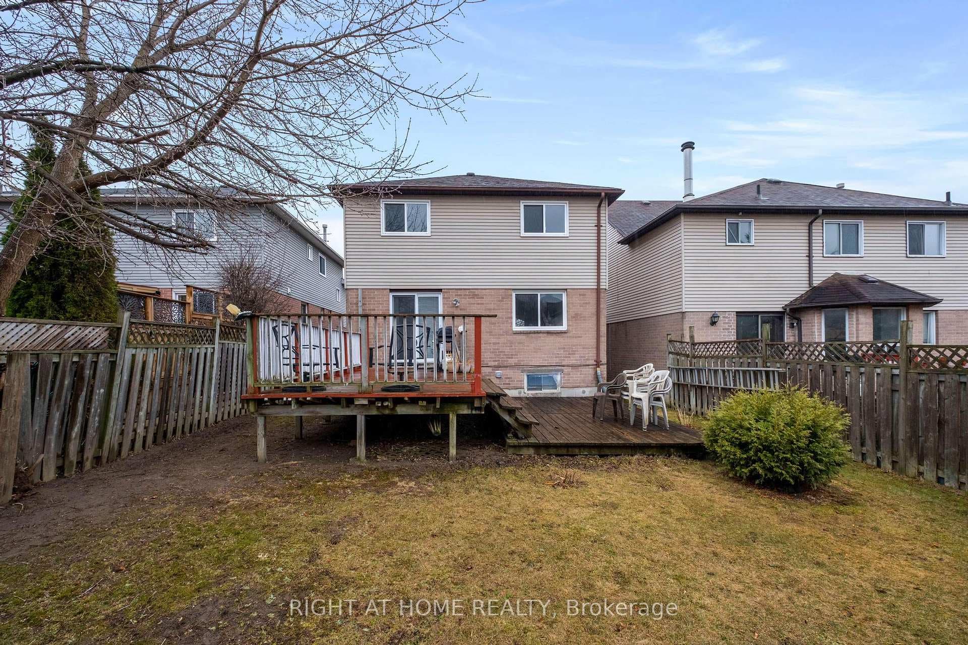 28 Chapman Drive photo 38