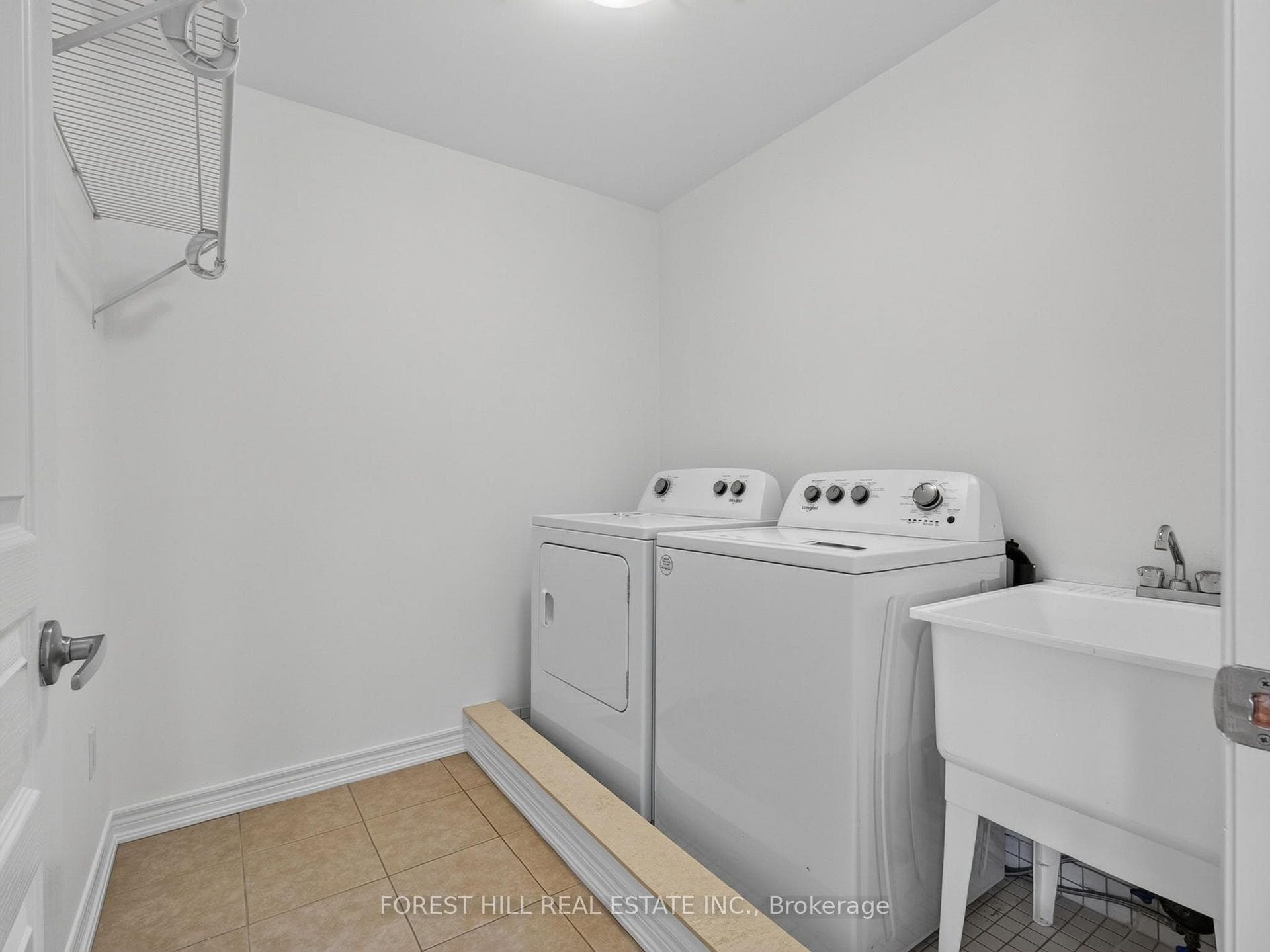 2nd Floor Laundry