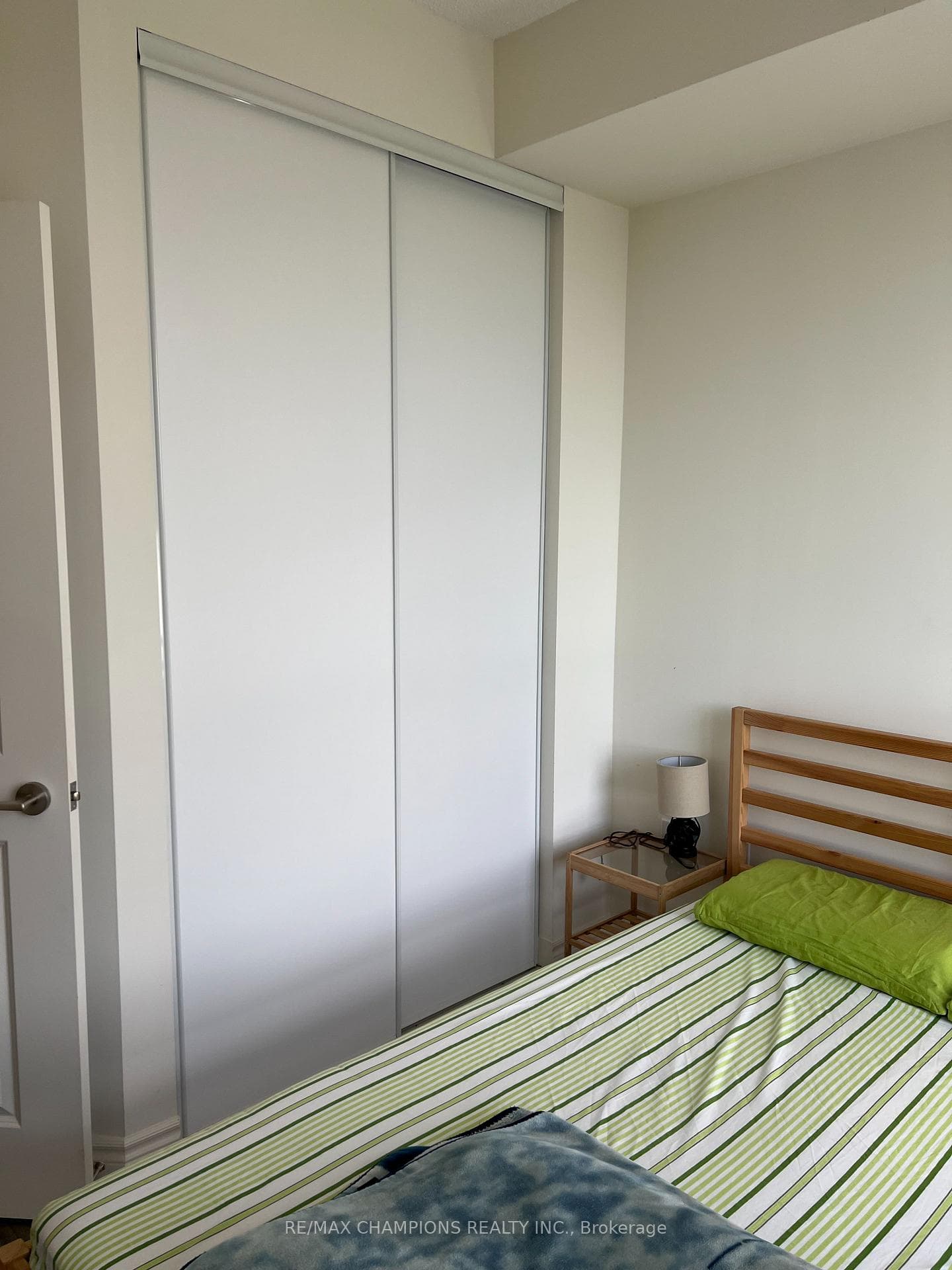 349 Rathburn Road Unit 616 photo 19