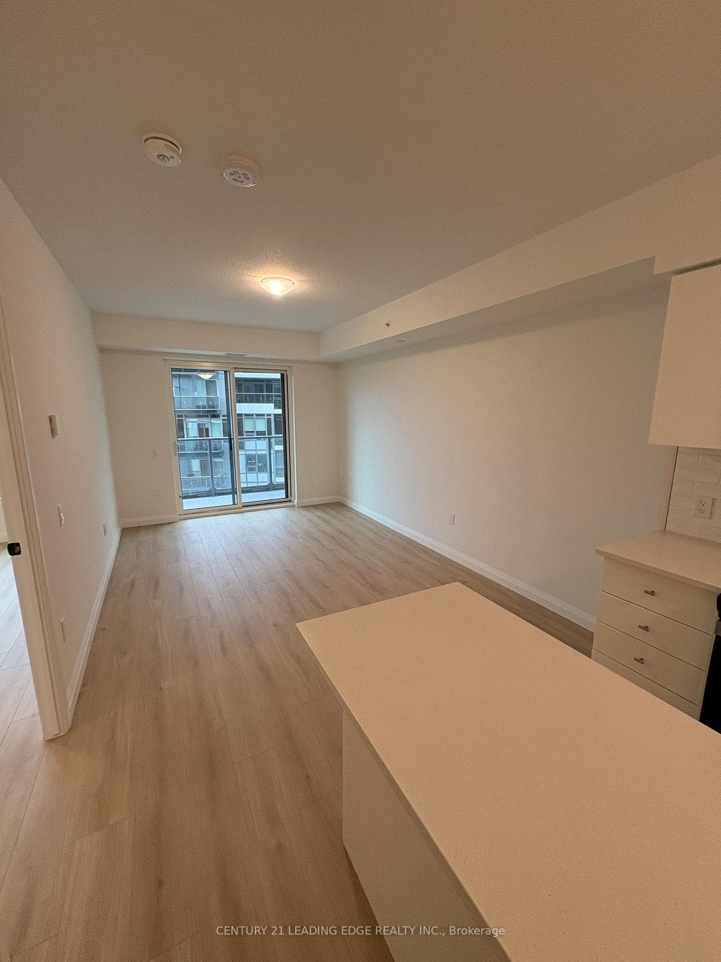 93 Arthur Street Unit 809 photo 12