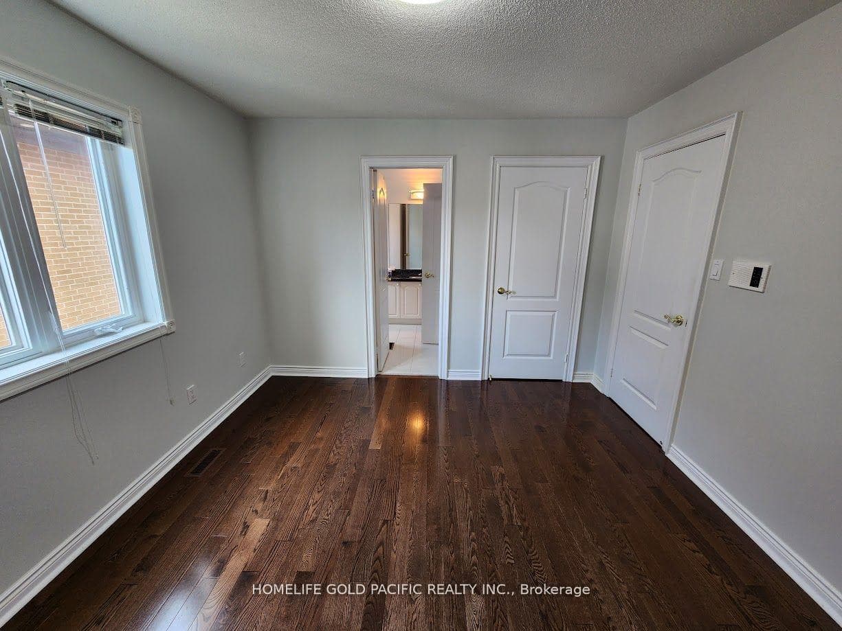 12 Silver Fir Street photo 18