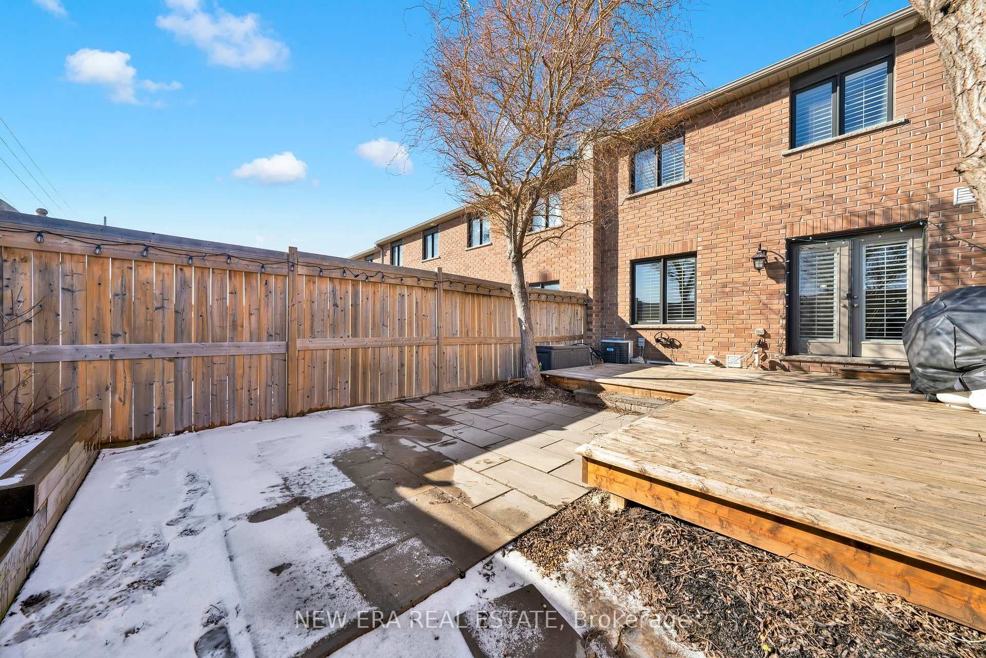 81 Nathan Crescent photo 38