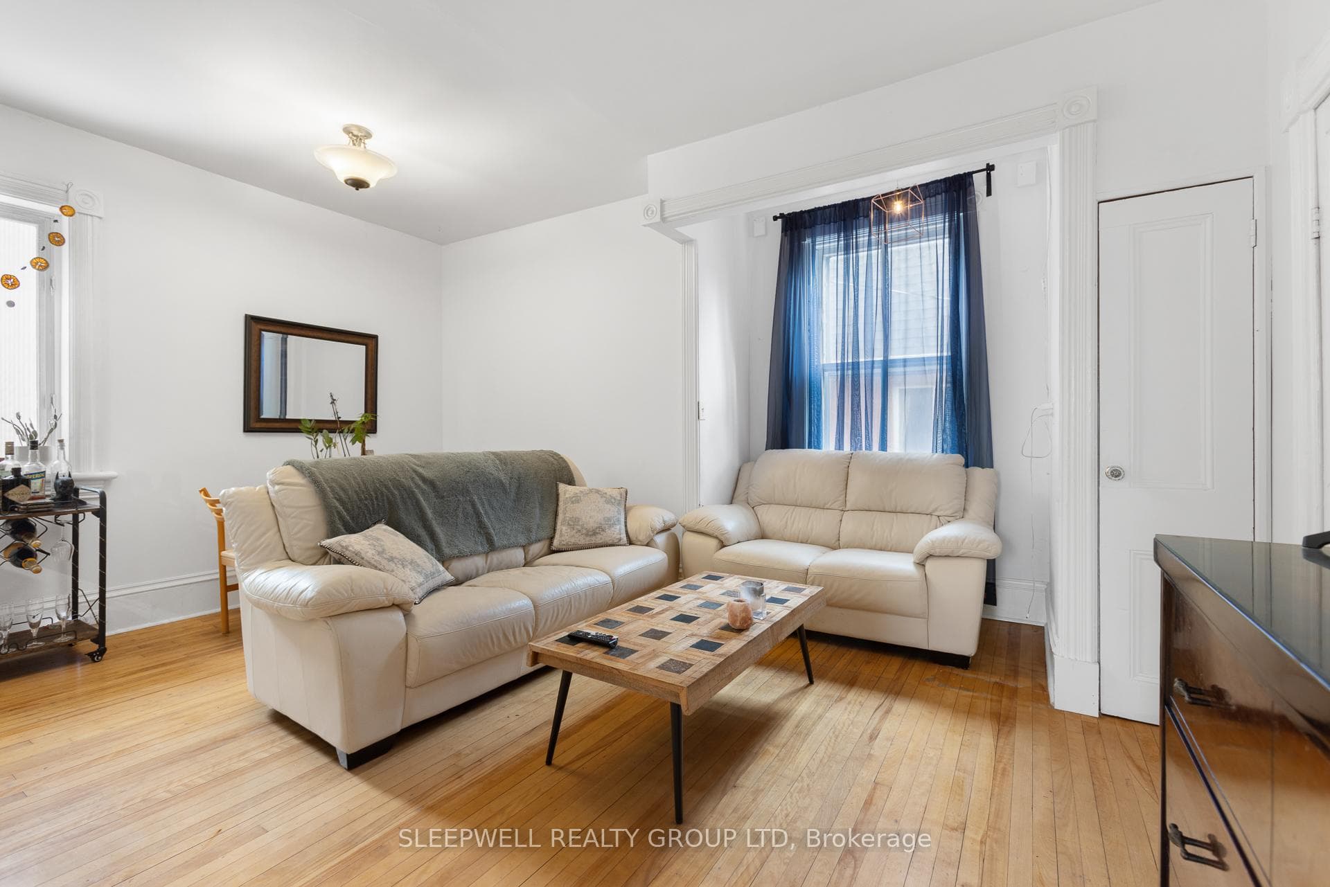 86 Fourth Avenue photo 7