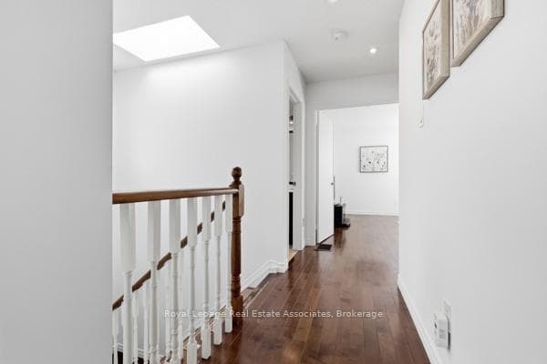 115 Coles Avenue photo 17