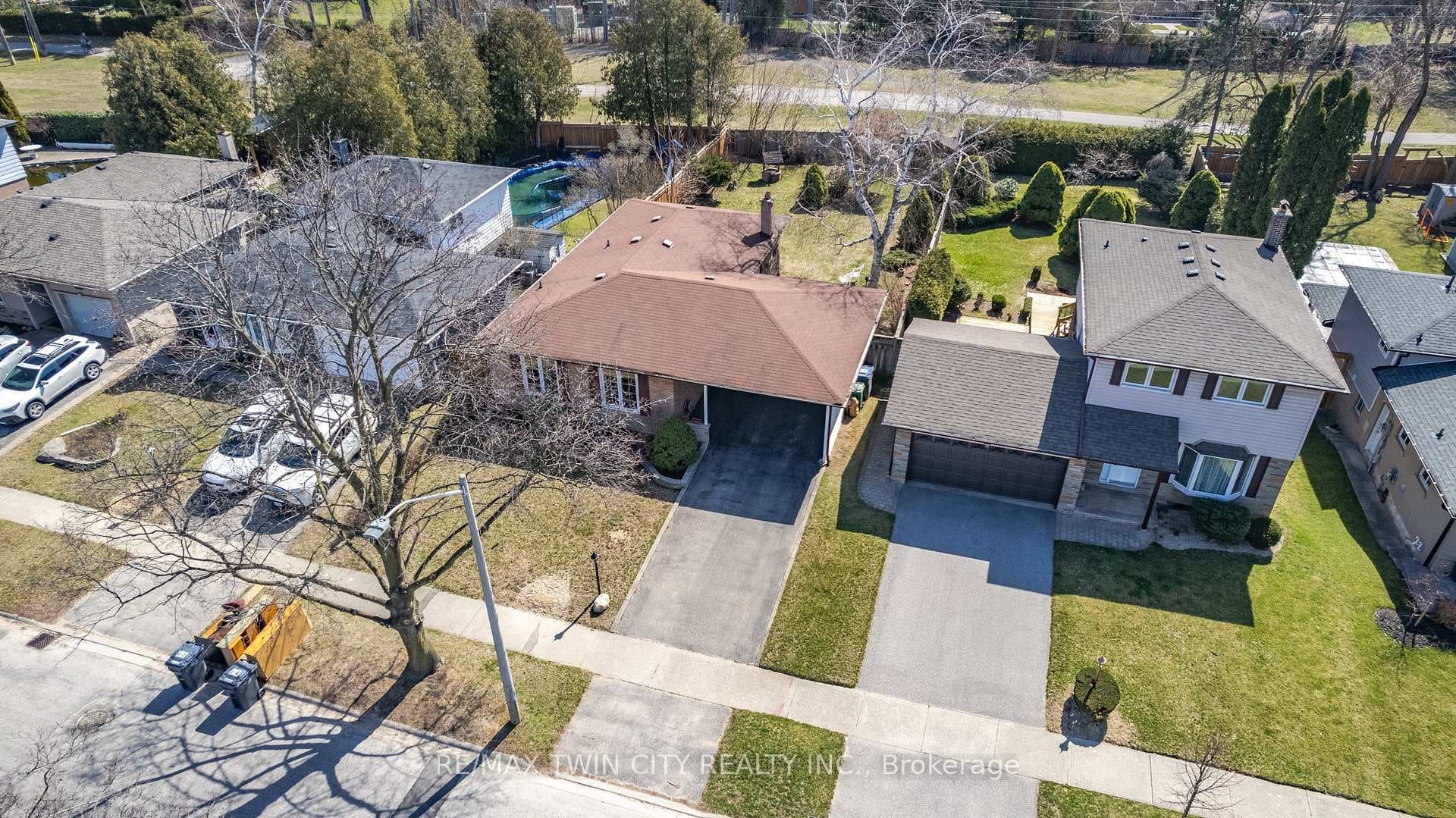 1828 Barsuda Drive photo 4