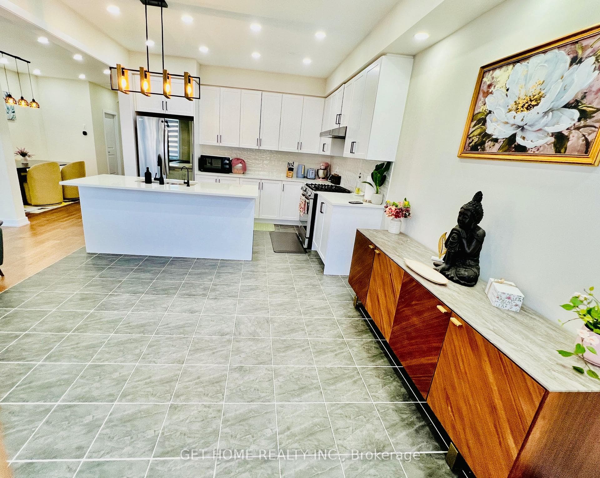 25 Wintergreen Crescent photo 9