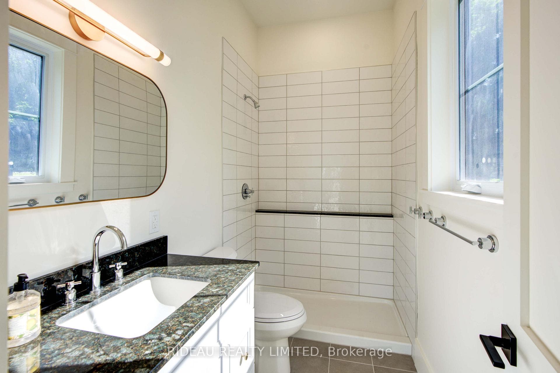 25 Carleton Street photo 26