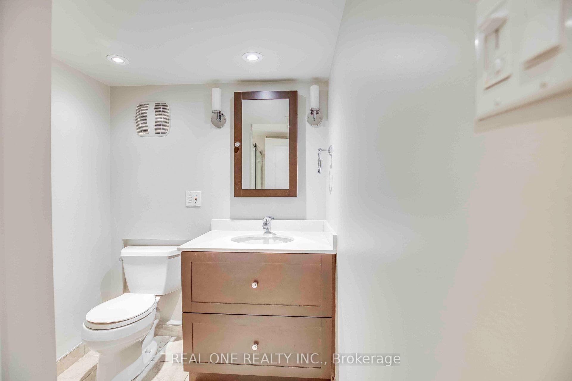 2030 Duncan Road photo 38