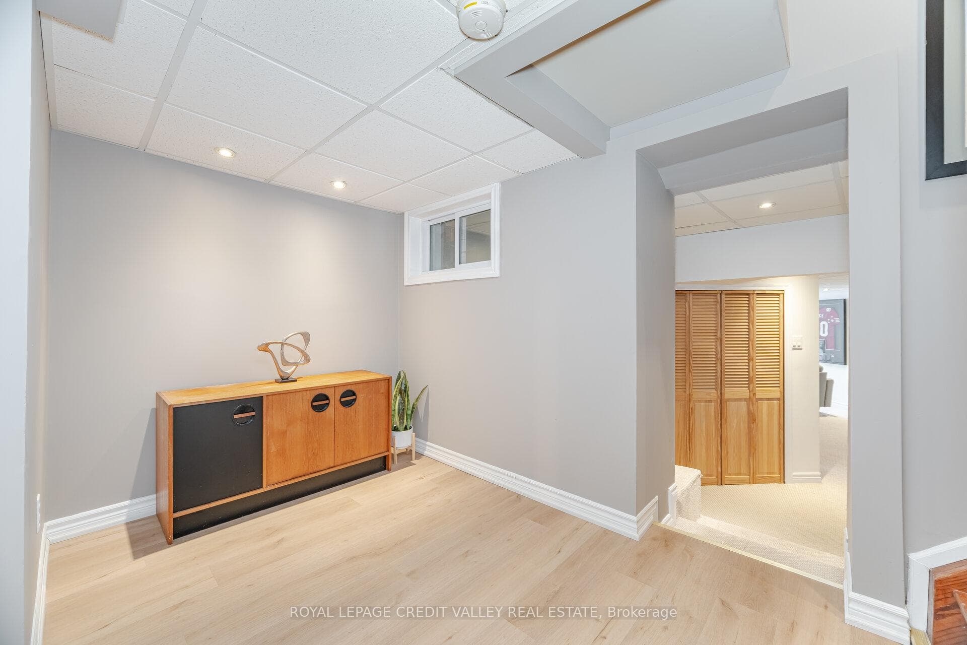 20 Fleming Avenue photo 34