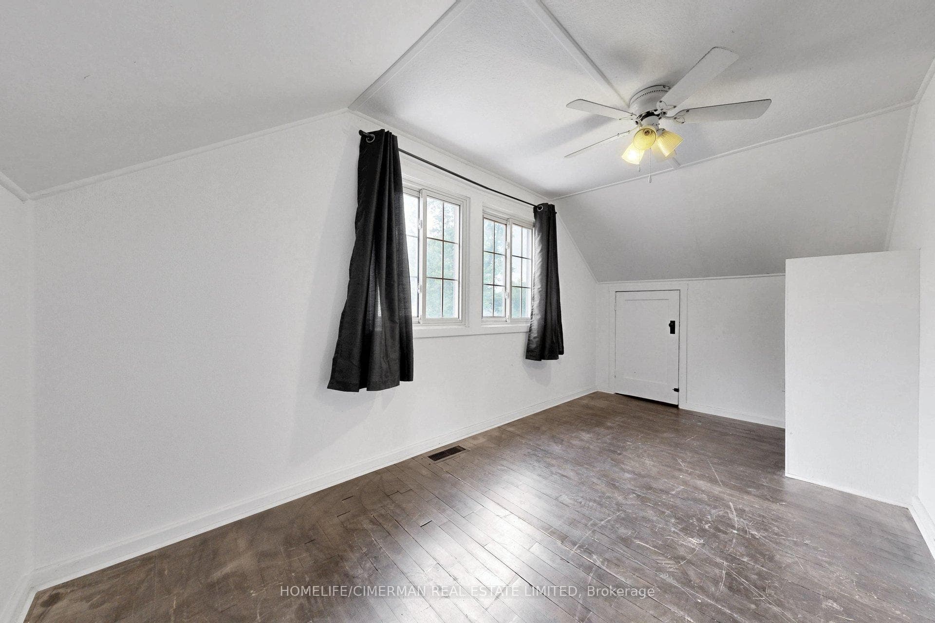 166 Normanhurst Avenue photo 18