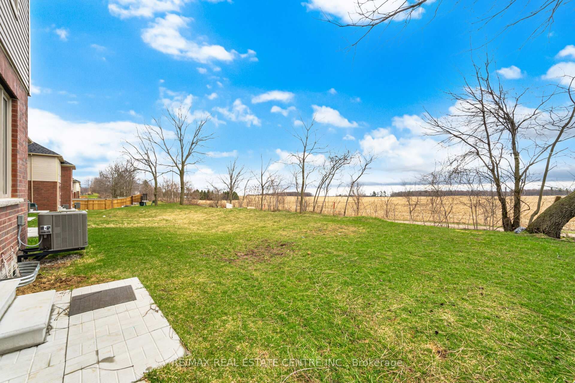 212 Broadacre Drive photo 33