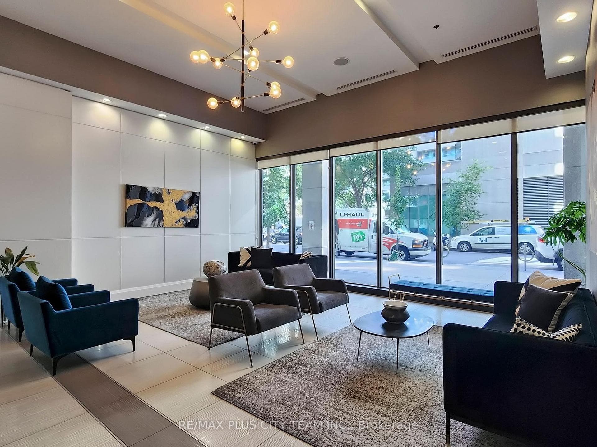 19 Grand Trunk Crescent Unit 1008 photo 29