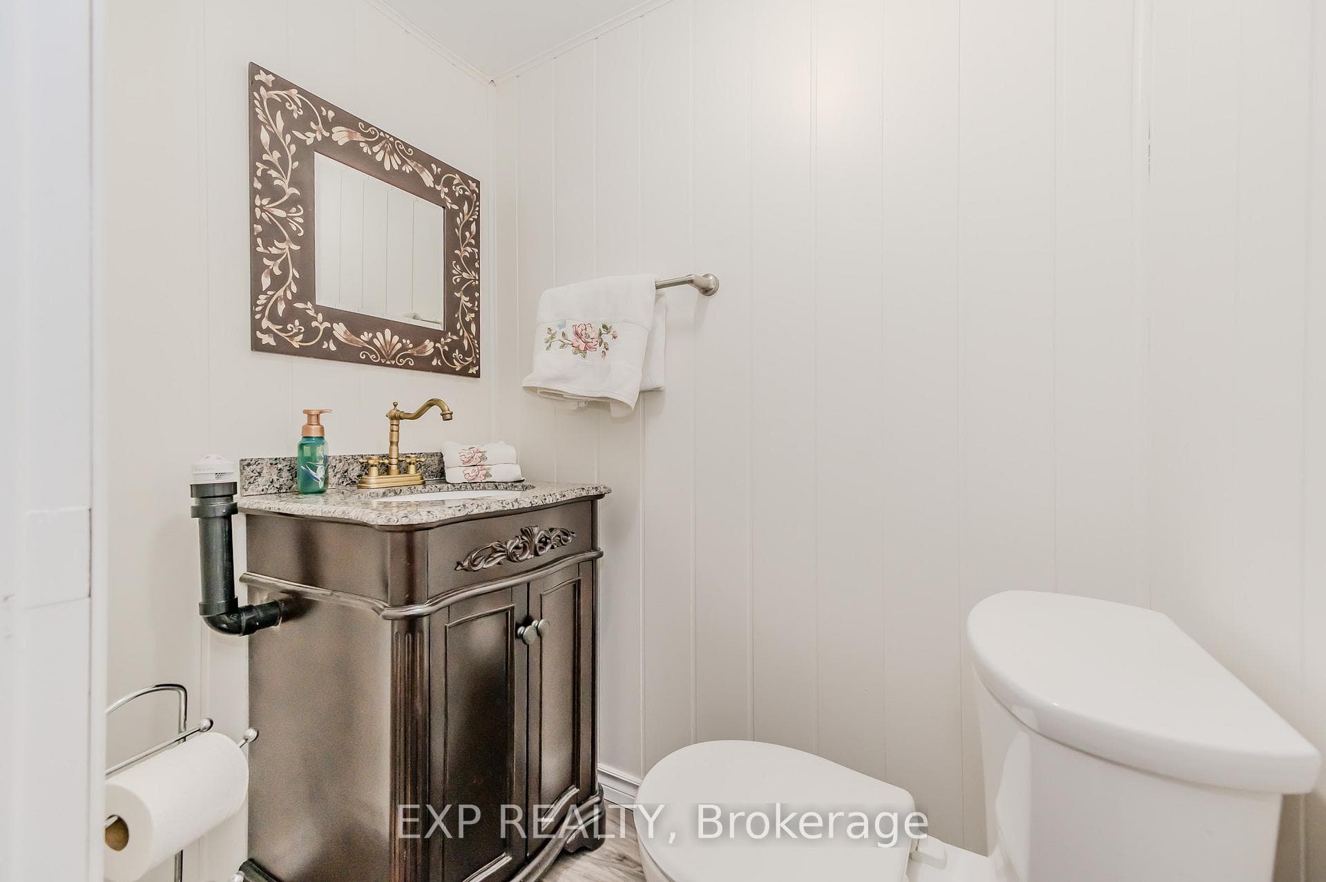662 College Avenue photo 29