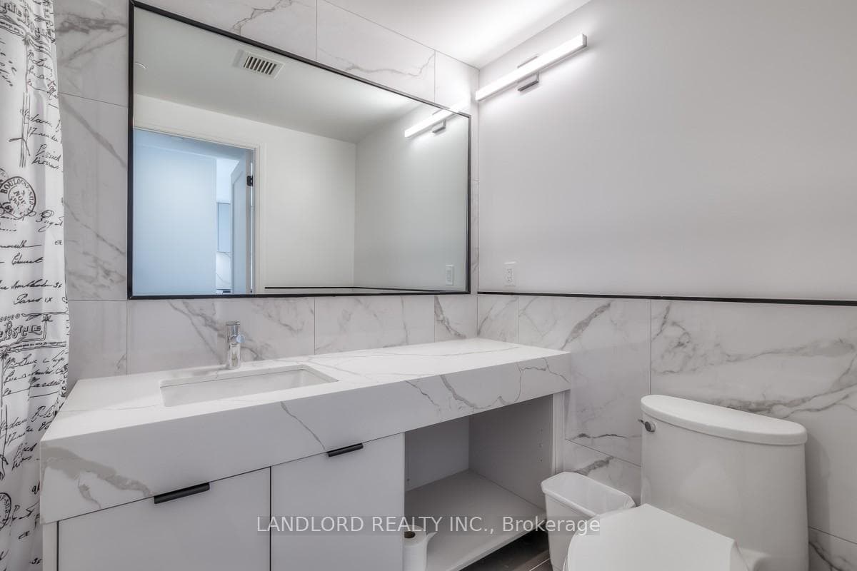 57 Brock Avenue Unit 614 photo 16