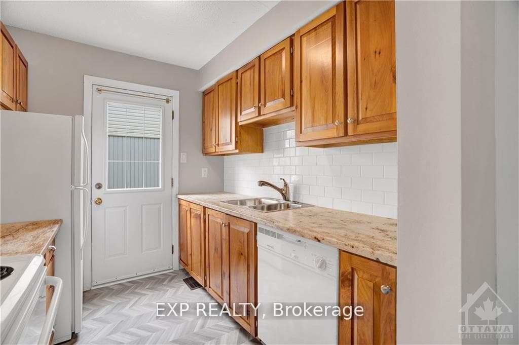 20 FORESTER Crescent Unit C photo 18