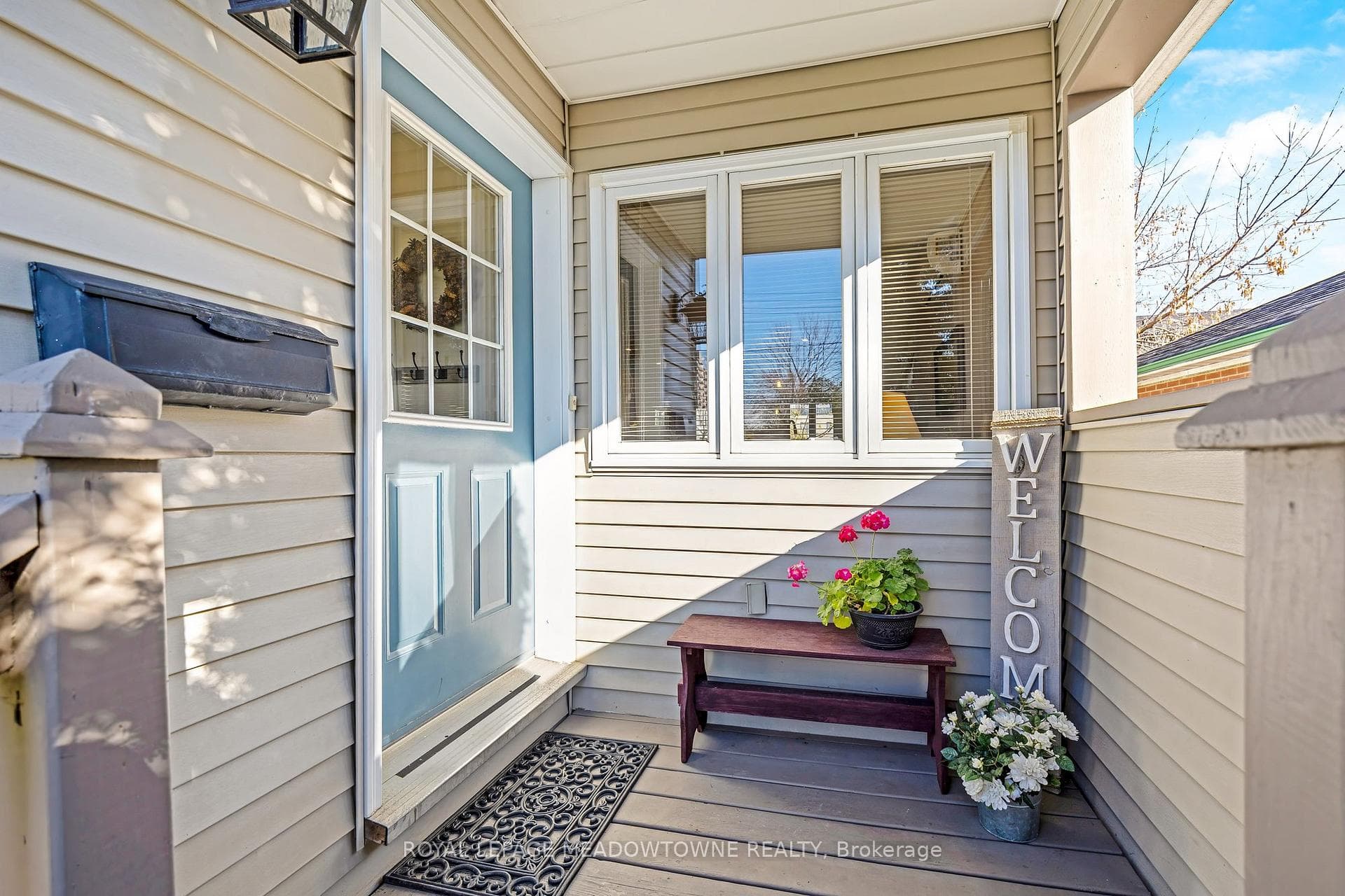 1043 Cawthra Road photo 5