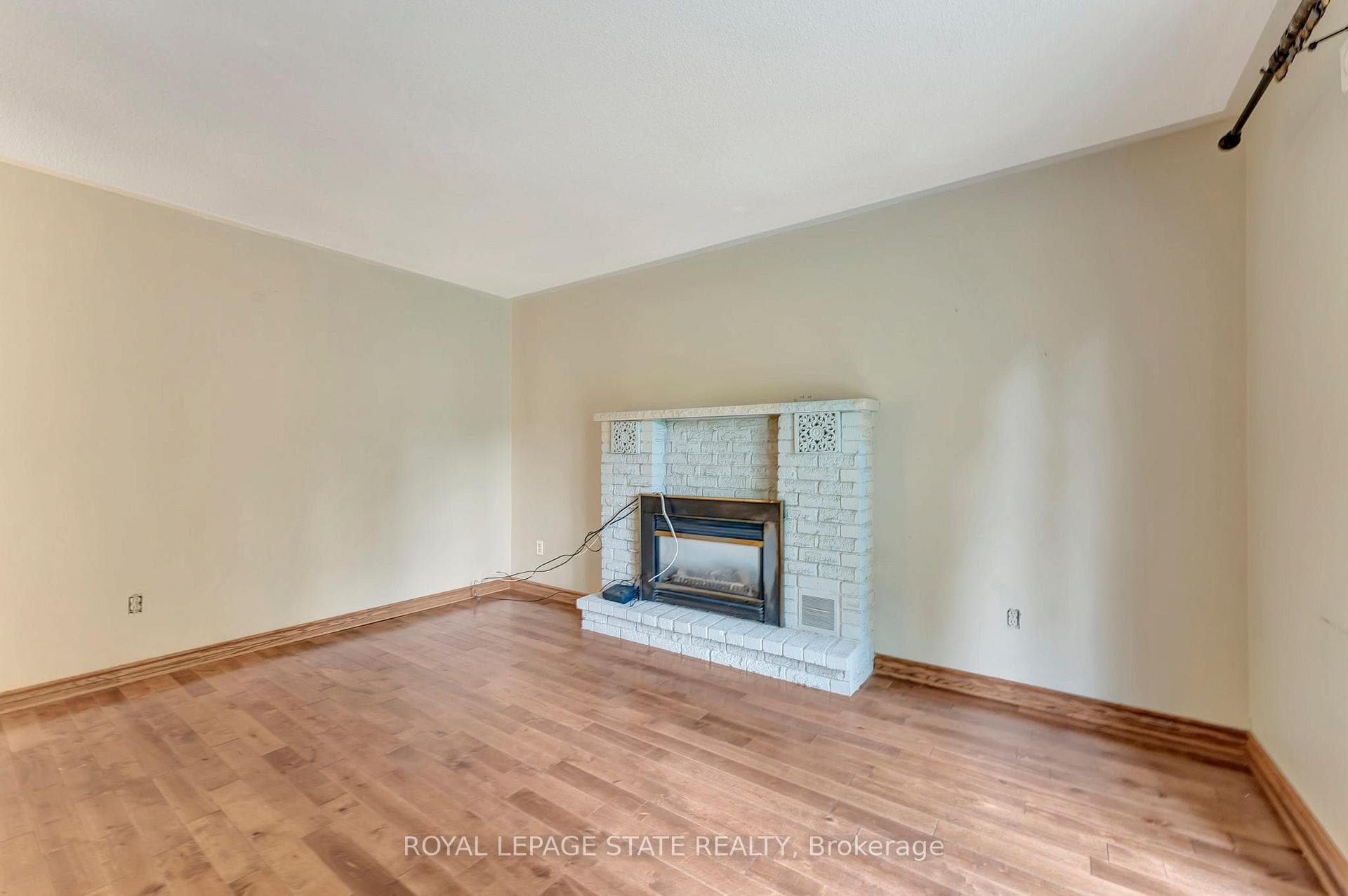 53 Greenfield Road photo 13