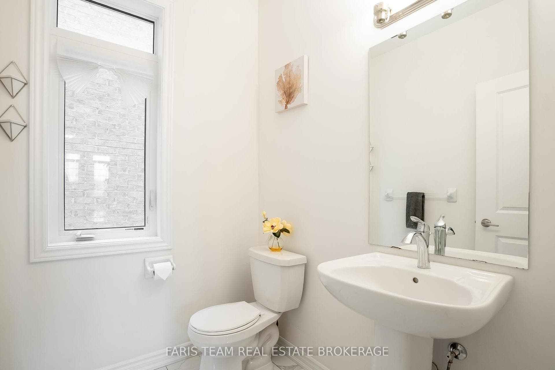 2263 Lozenby Street photo 21