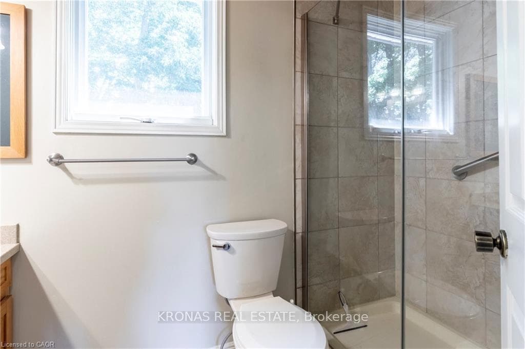 8 Jerome Park Drive photo 13