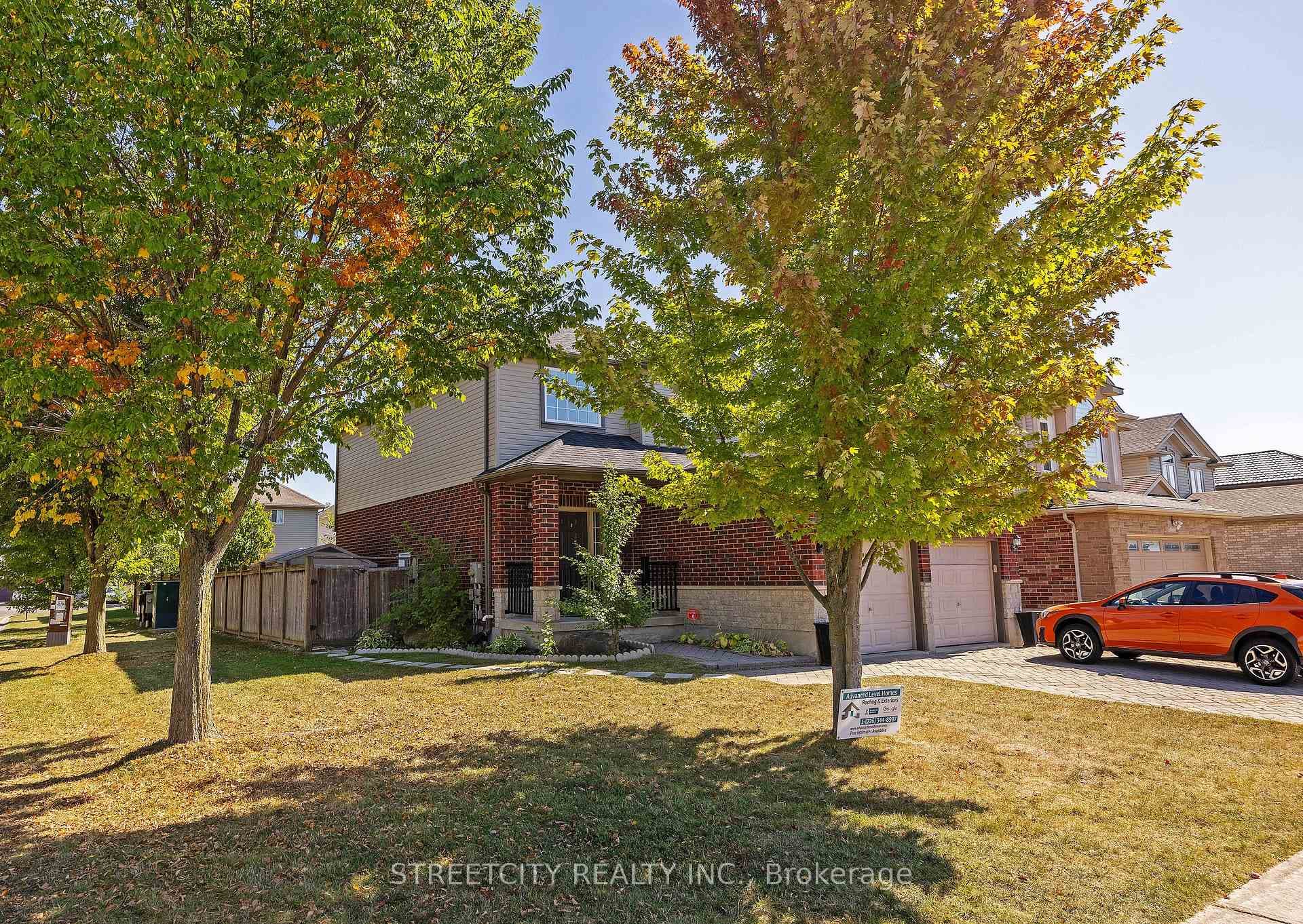 1502 Coronation Drive photo 2