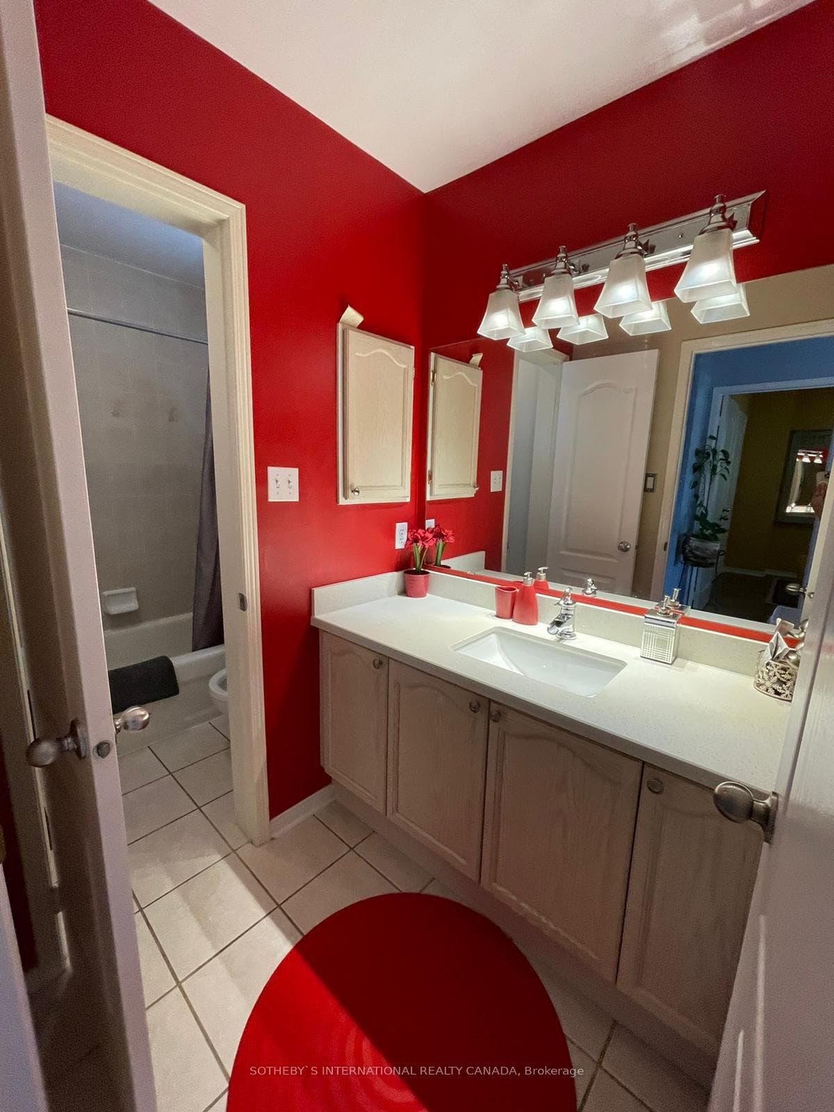 5959 Foxbridge Place Unit Room #A photo 21