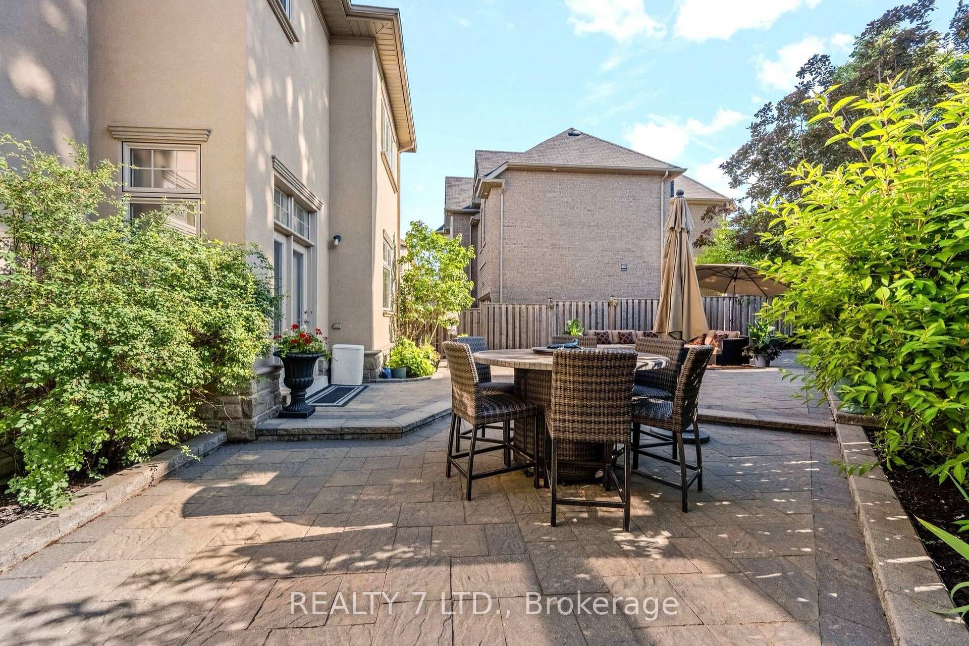 3217 Swiss Court photo 44