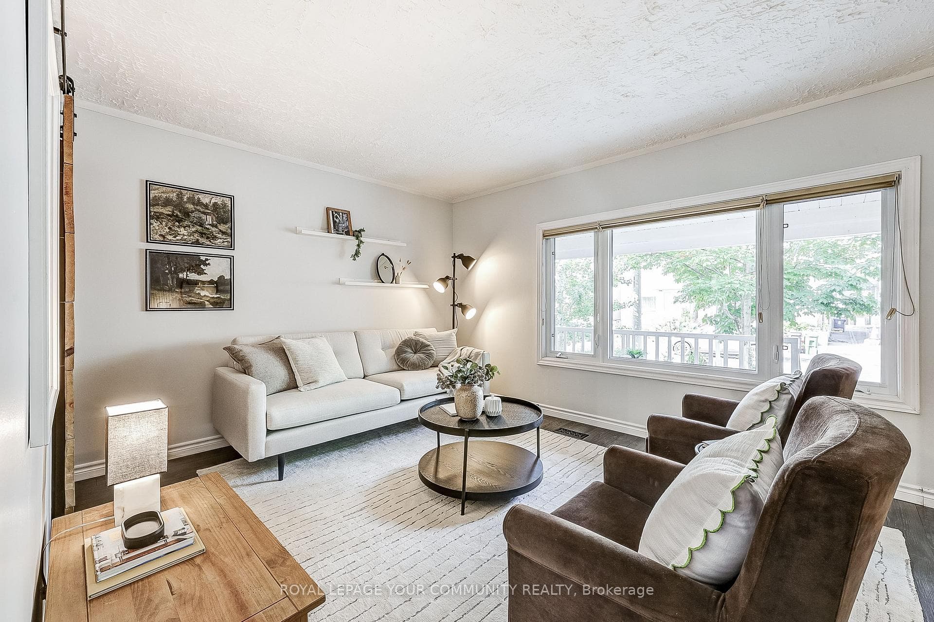 195 Woodmount Avenue photo 5
