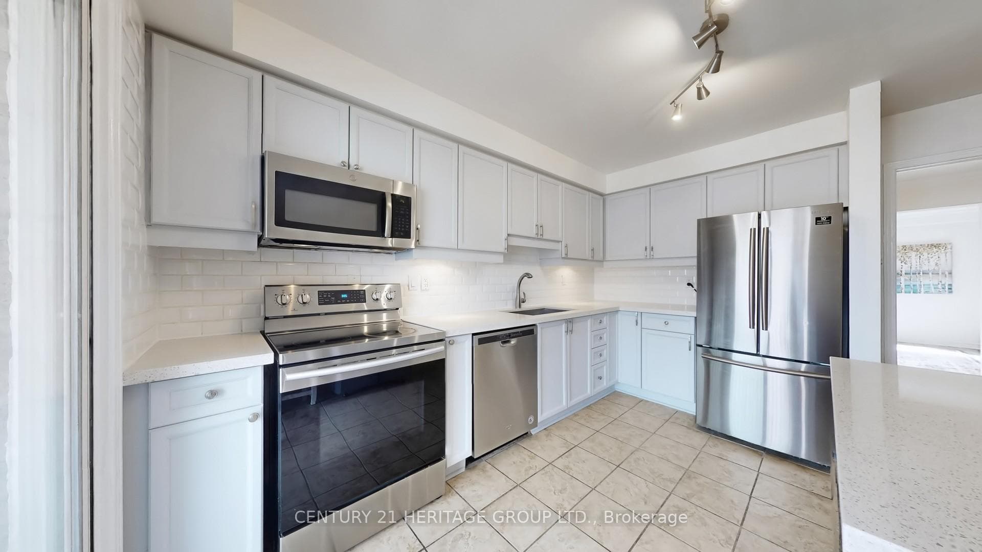 34 Dunkeld Way photo 15