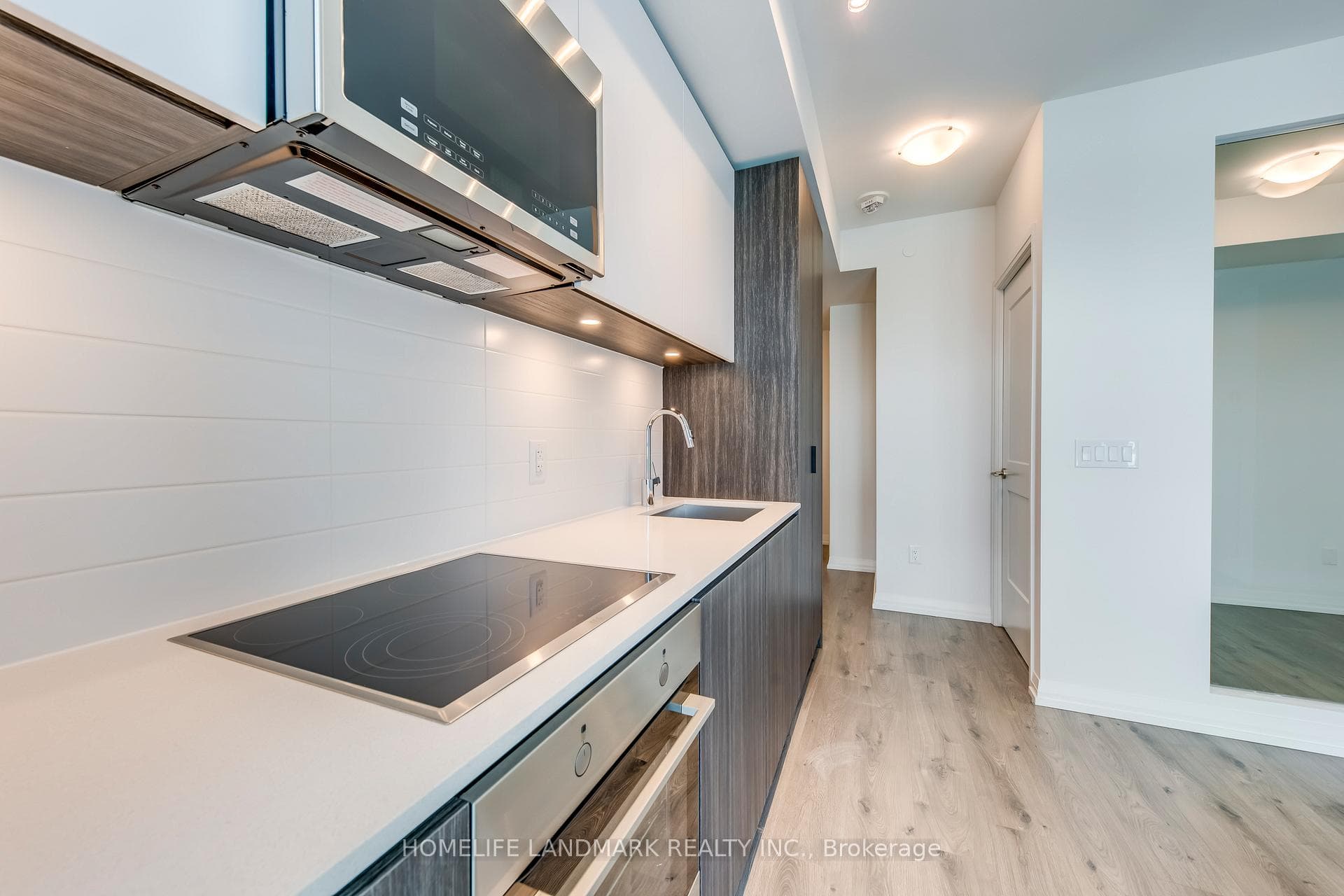 8 Widmer Street Unit 2411 photo 5