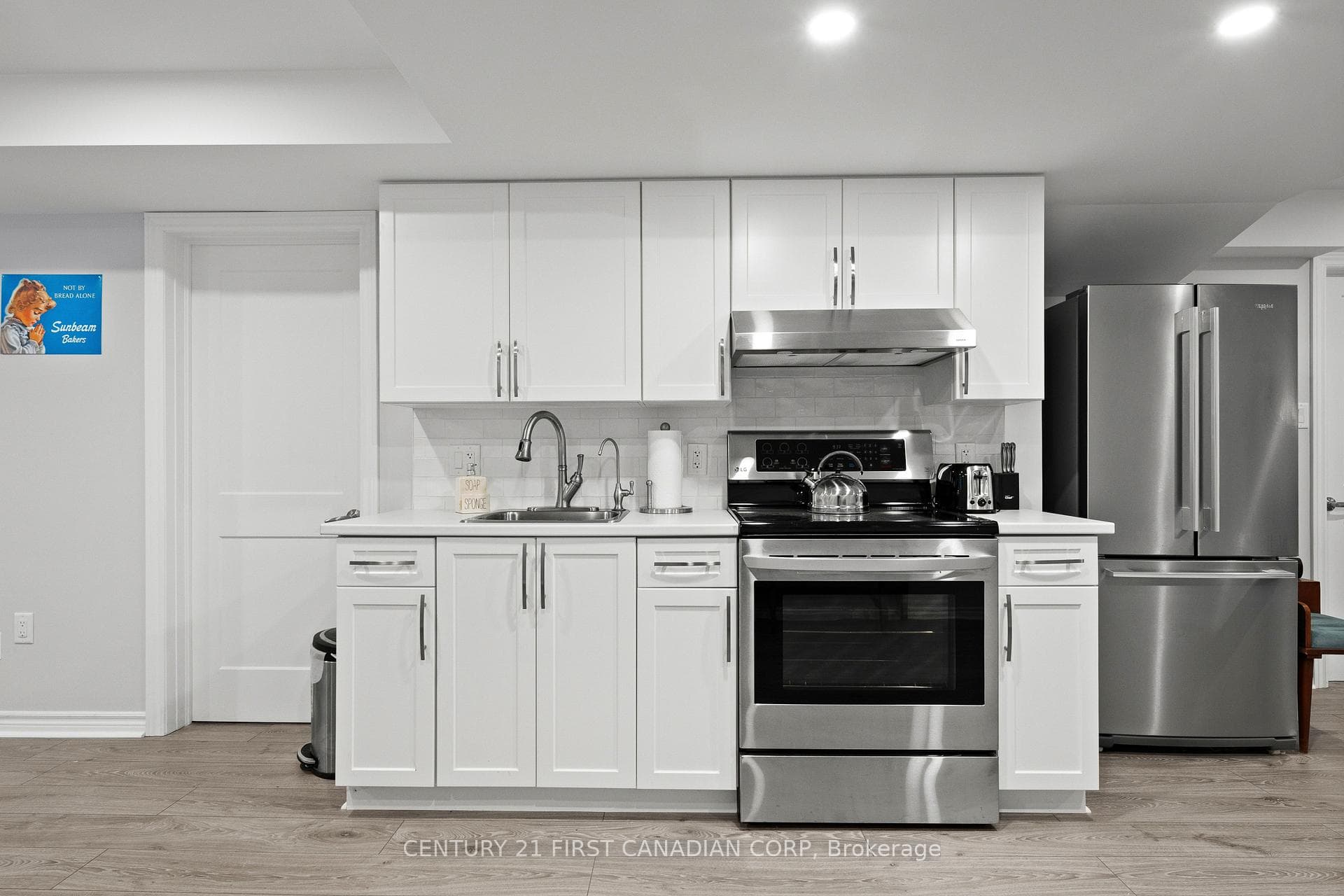 155 Spencer Avenue photo 41