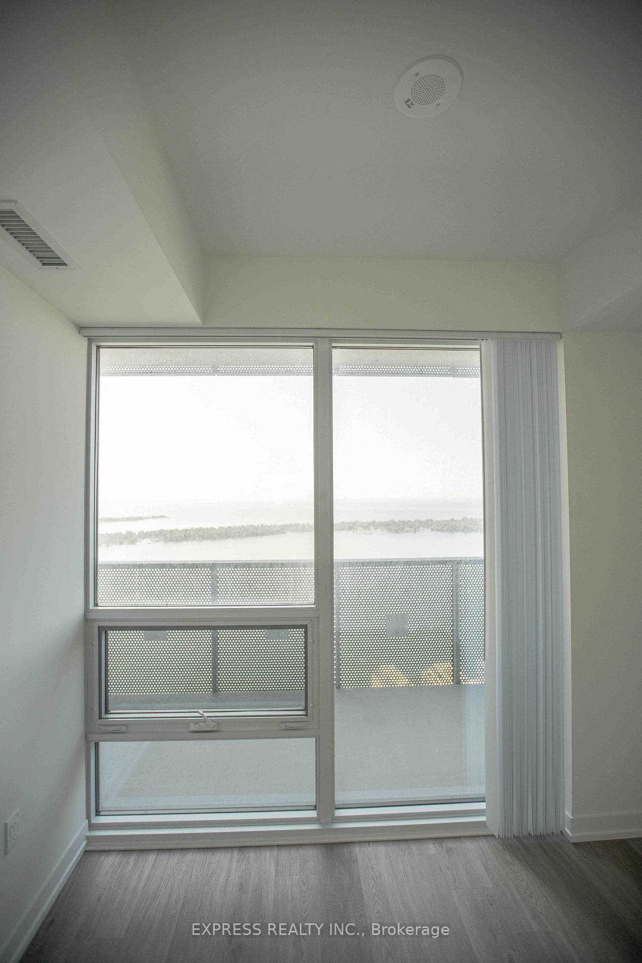 55 Cooper Street Unit 6709 photo 9