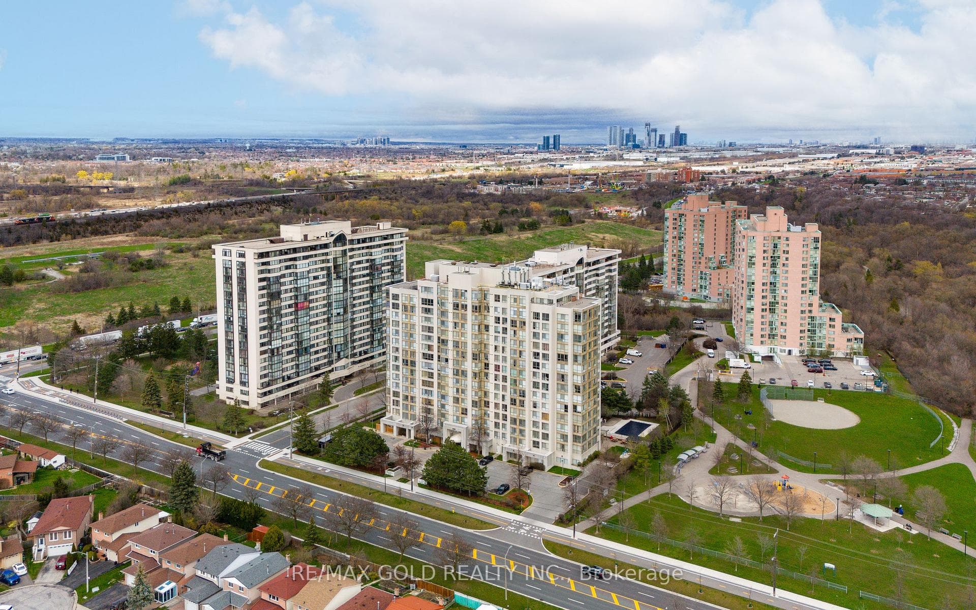 2901 Kipling Avenue Unit 1401 photo 26