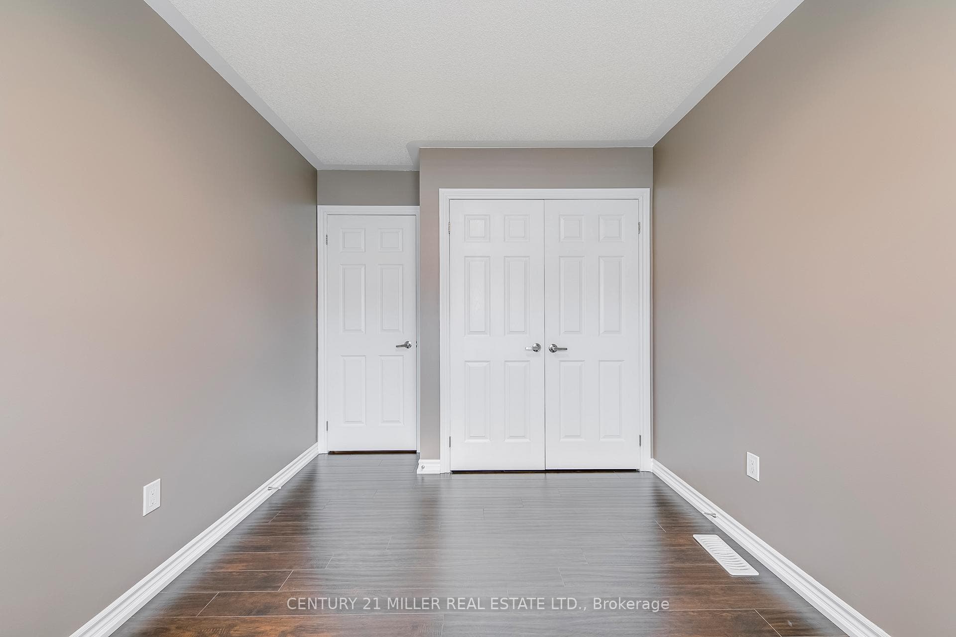 2435 Greenwich Drive Unit 24 photo 30