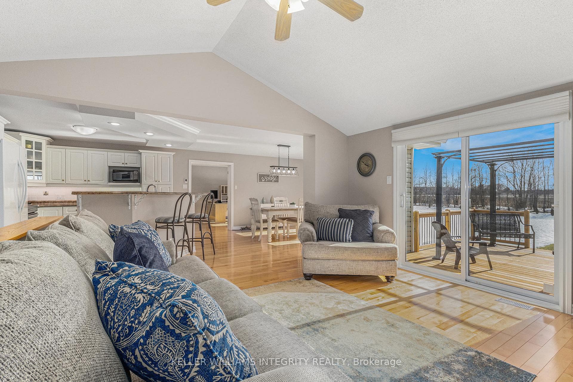 6980 Viola Street photo 6