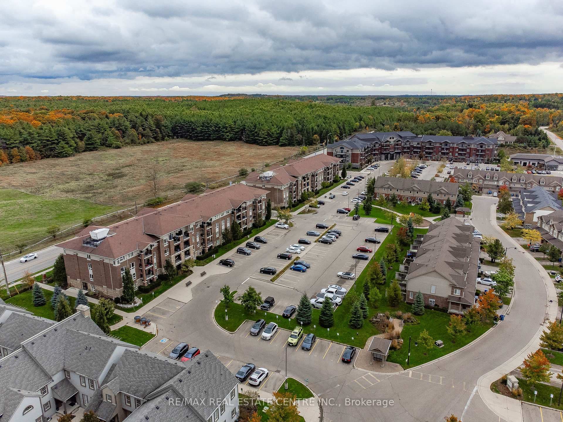 67 Kingsbury Square Unit 411 photo 4