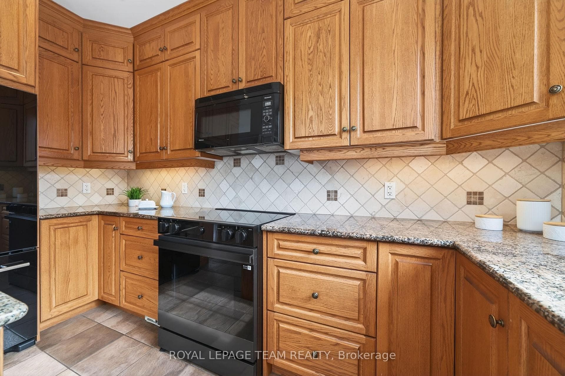 401 Oban Private photo 14