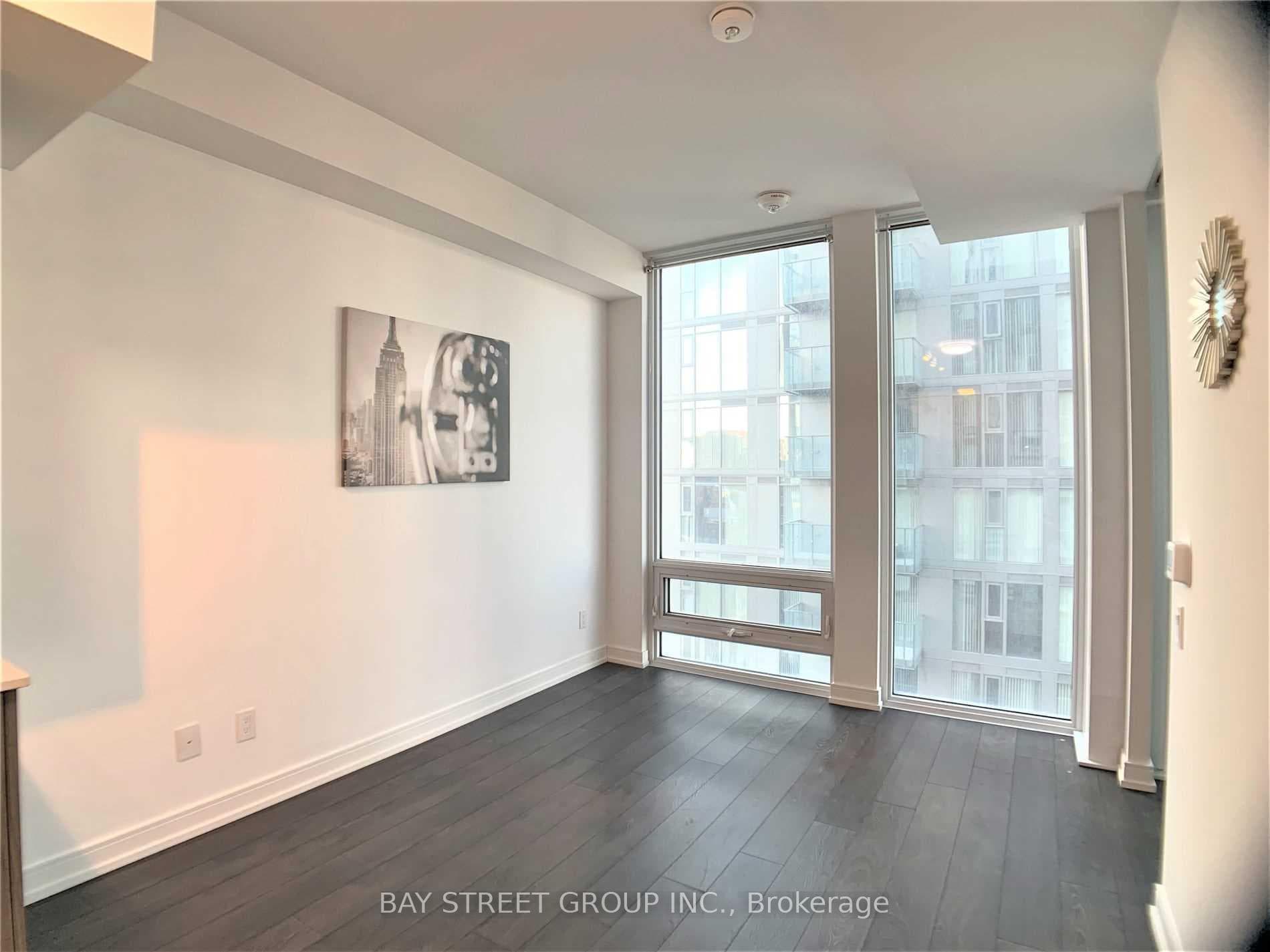 28 Wellesley Street Unit 2406 photo 8