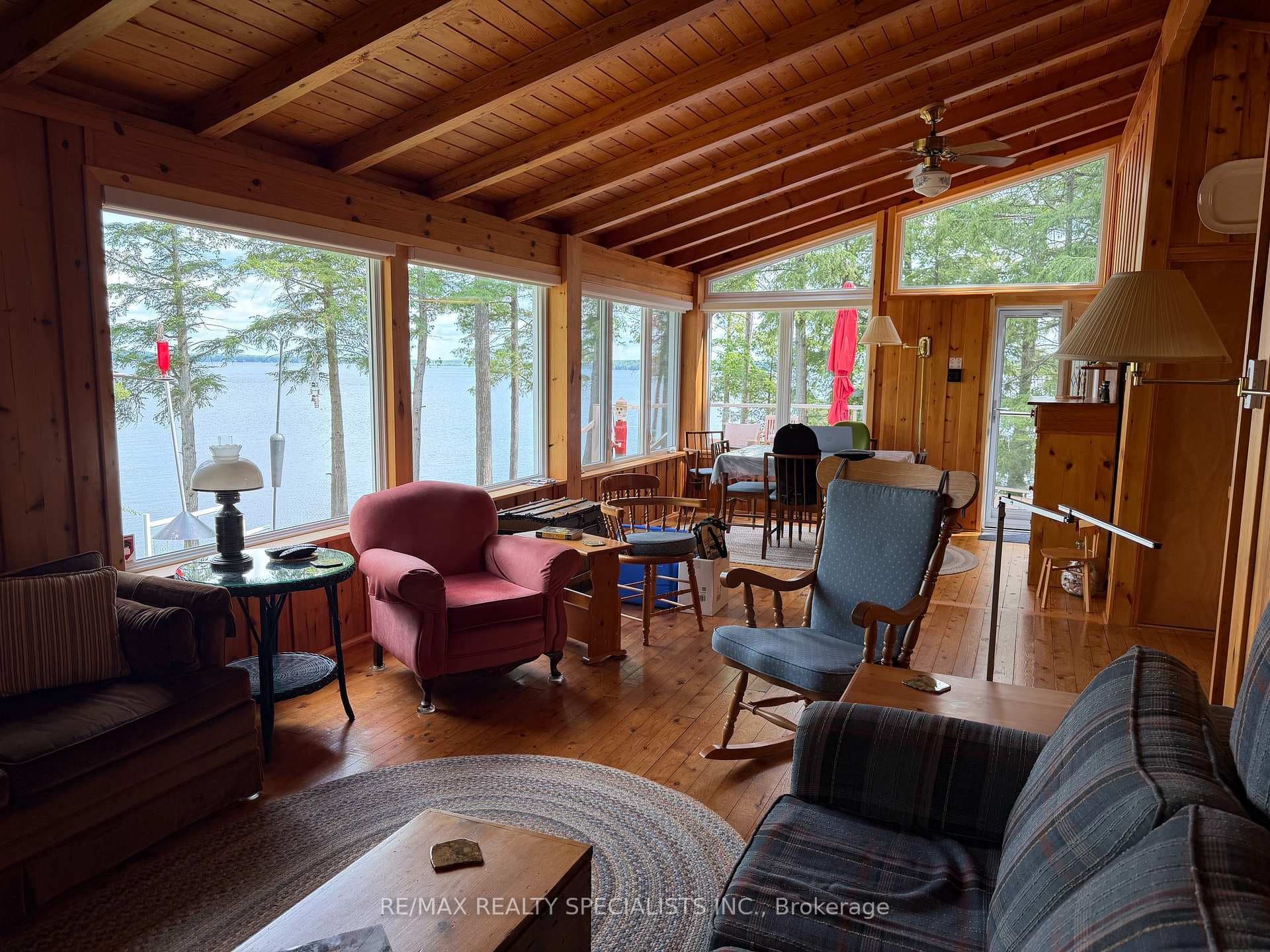 41 Chester Lane photo 8