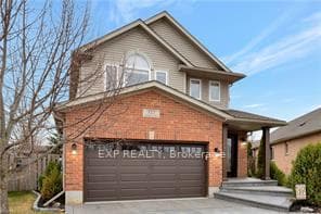 561 Avignon Place photo 2