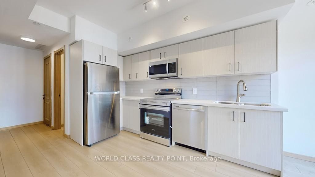 3423 Sheppard Avenue Unit C1- 305 photo 7