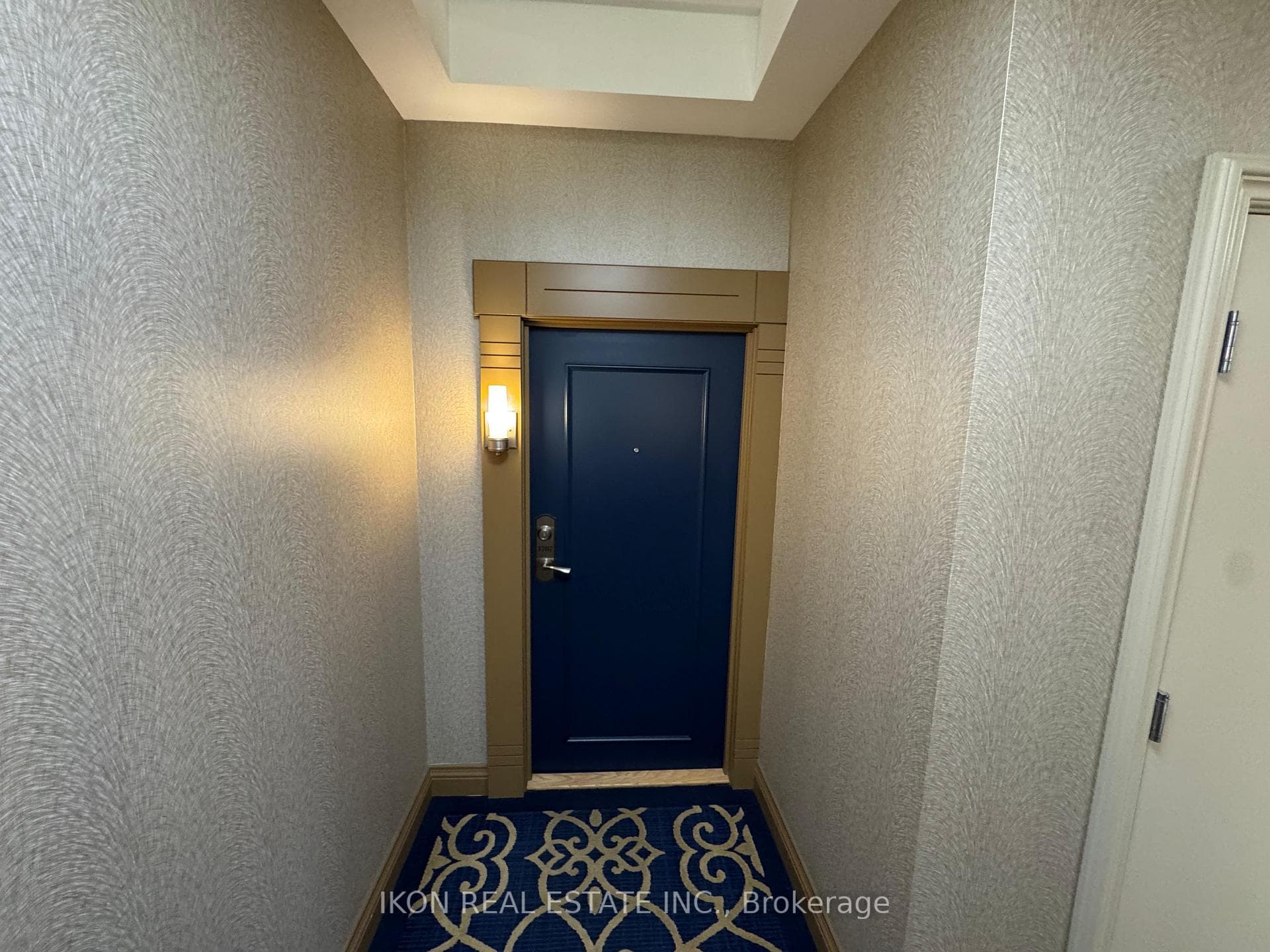 89 South Town Centre Boulevard Unit 1707 photo 21