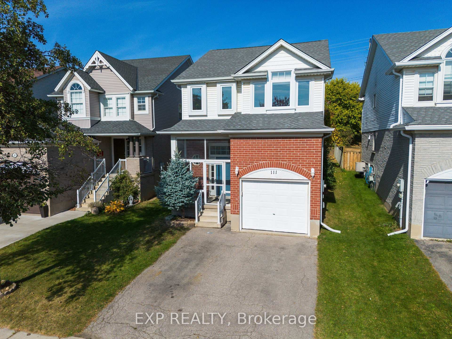 111 Newport Drive photo 32