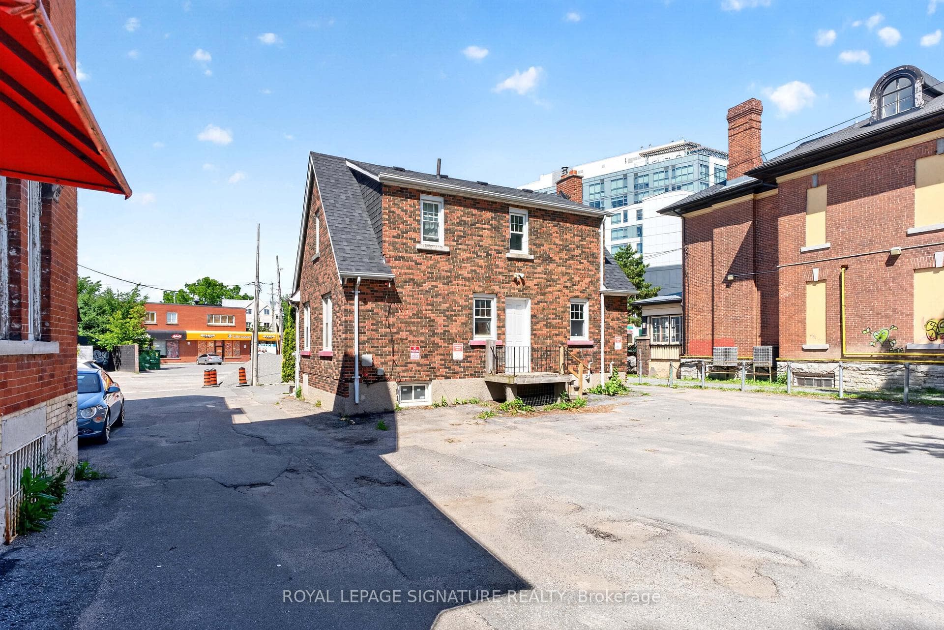 514 Princess Street photo 4