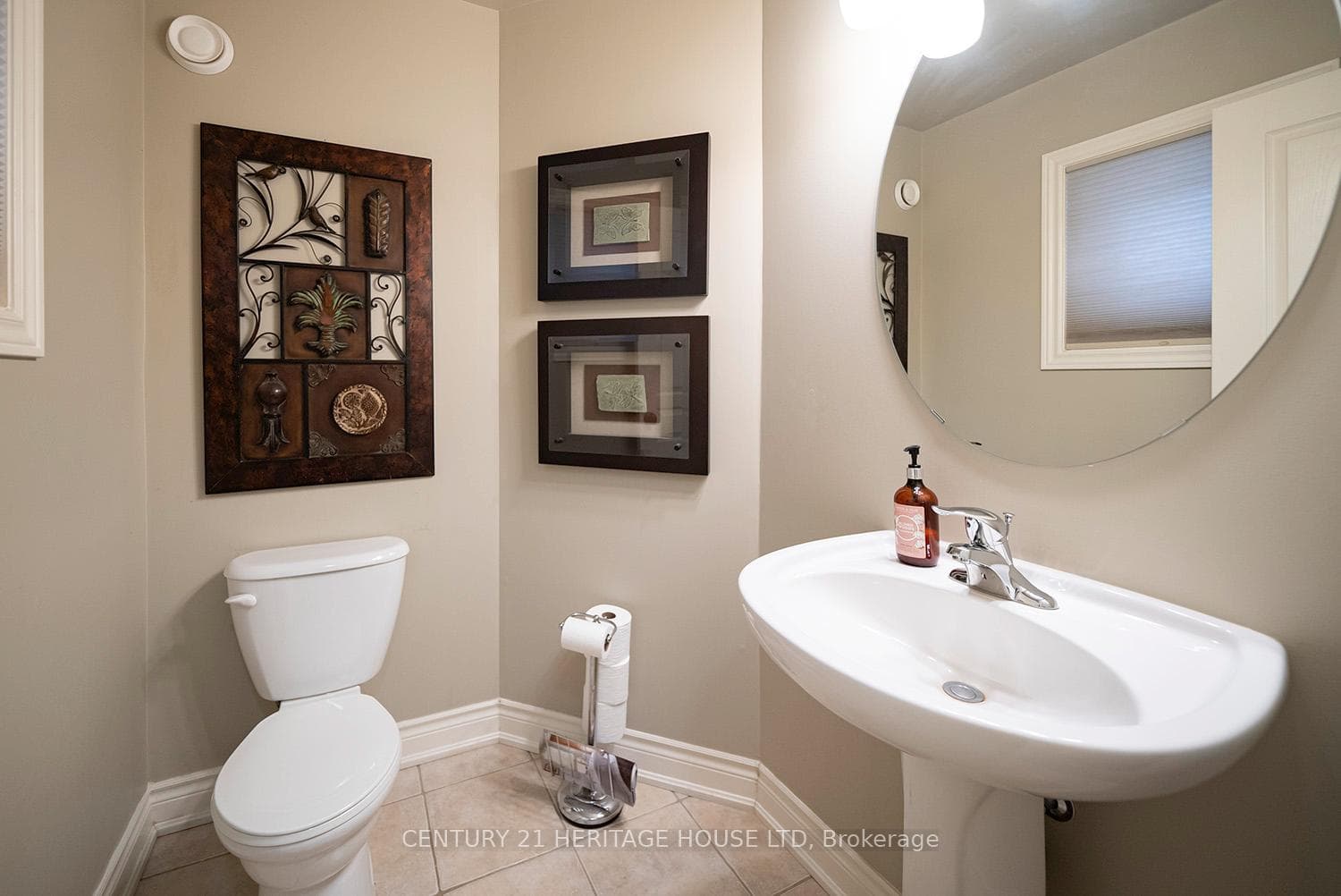 9 Barrett Avenue photo 16