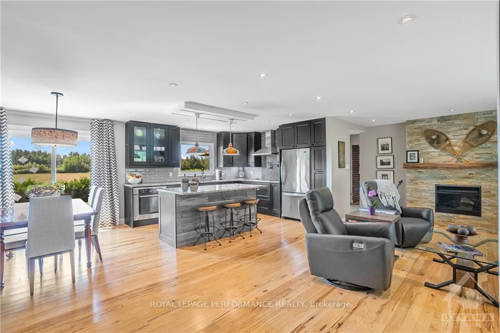4058 LEITRIM Road photo 3