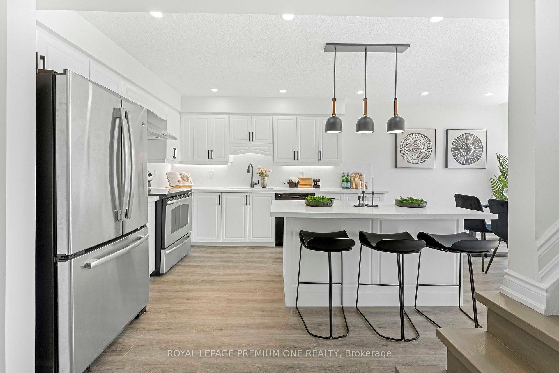 8 Madeleine Street photo 3
